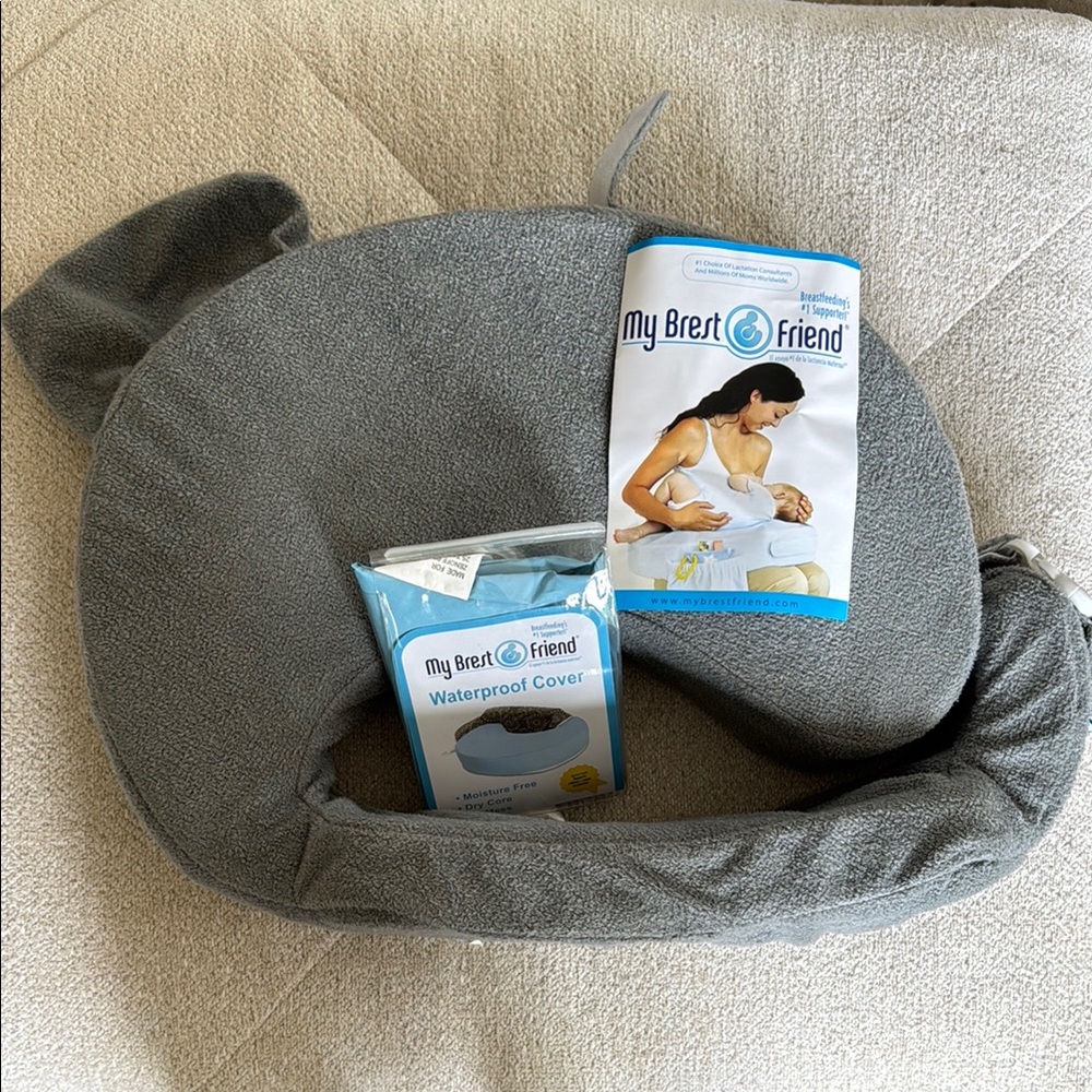 My Brest Friend Breastfeeding Pillow with two waterproof covers